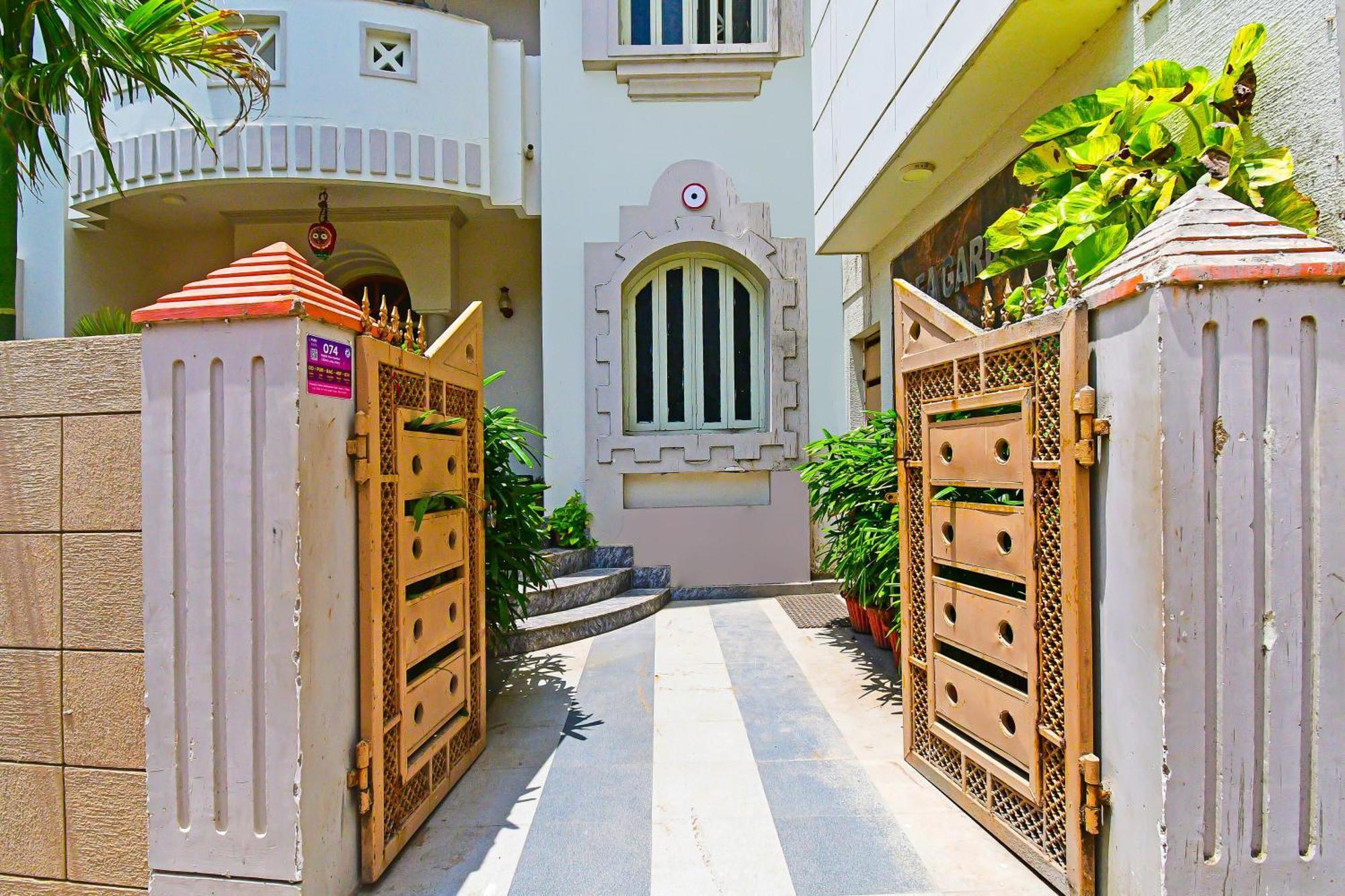 Oyo Flagship Hotel Sea Garden Puri Dış mekan fotoğraf