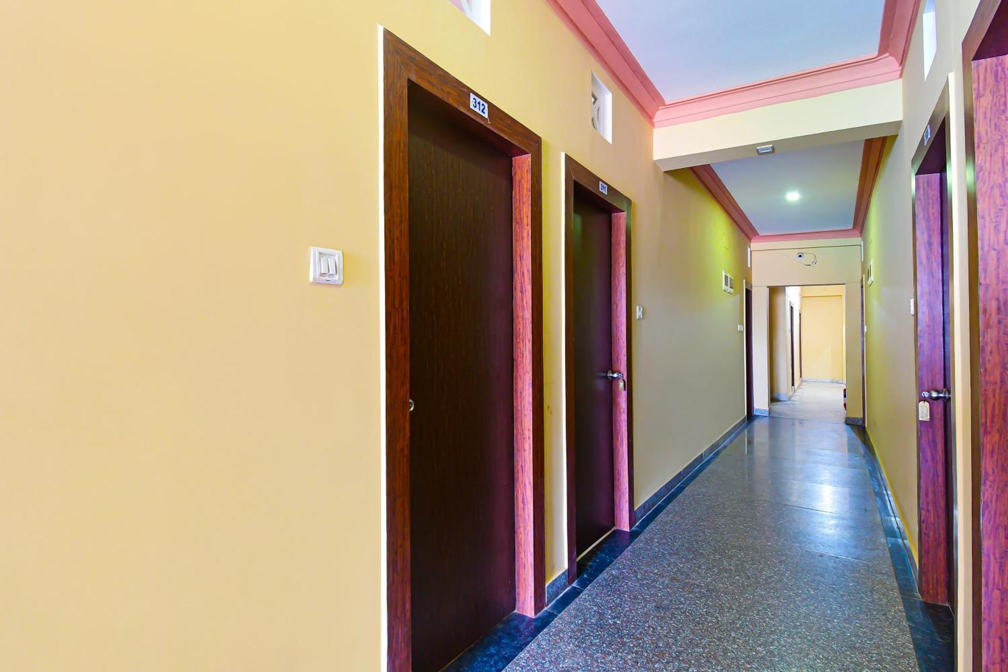 Oyo Flagship Hotel Sea Garden Puri Dış mekan fotoğraf